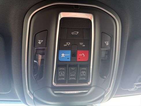 New 2026 Jeep Grand Cherokee L Limited AWD/4WD image 28