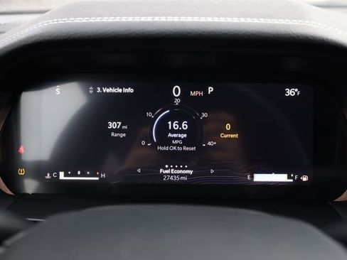 Used 2024 Jeep Grand Cherokee L Limited w/ Luxury Tech Group II image 19