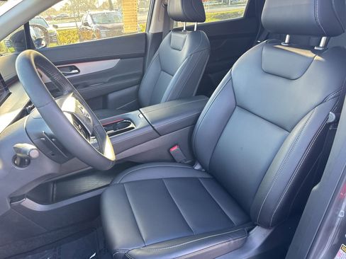 Certified 2025 Nissan Murano SL image 28