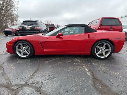 Used 2005 Chevrolet Corvette Convertible w/ Preferred Equipment Group image 6