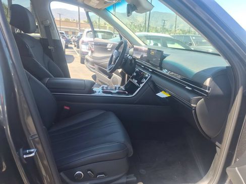 Used 2026 Genesis GV80 2.5T RWD image 20