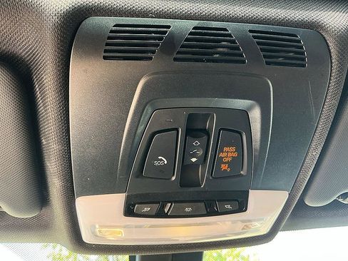 Used 2016 BMW 340i Sedan RWD image 21