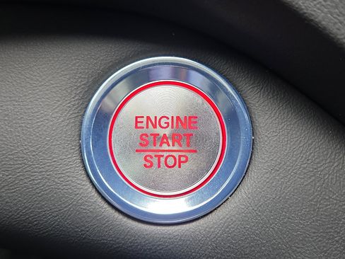 Used 2025 Acura RDX SH-AWD image 20