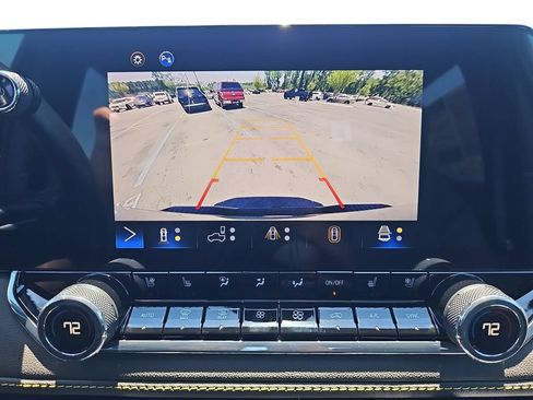 Used 2024 Chevrolet Colorado ZR2 w/ ZR2 Convenience Package III AWD/4WD image 23