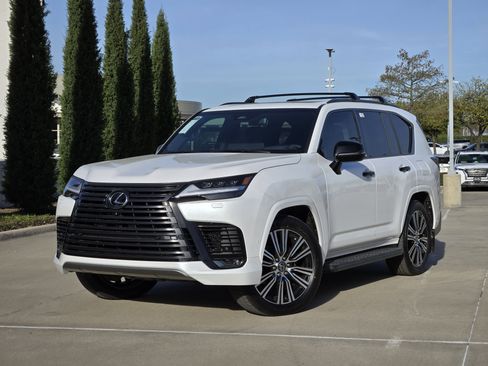 New 2026 Lexus LX 700h Luxury image 1