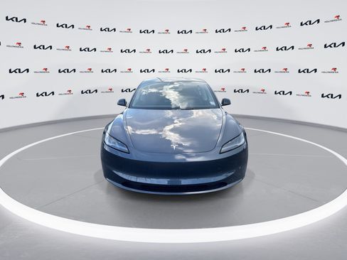 Used 2024 Tesla Model 3 Standard Range RWD image 3