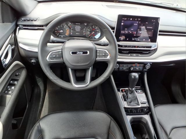 Used 2024 Jeep Compass Limited AWD/4WD image 18
