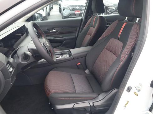 New 2026 Nissan Sentra SR w/ Floor Mat Package image 20