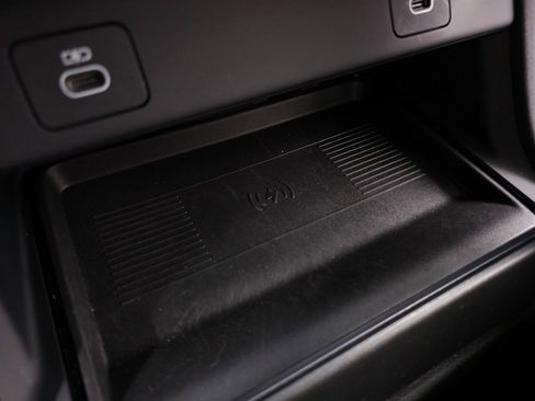 Certified 2025 Land Rover Discovery Sport S image 35