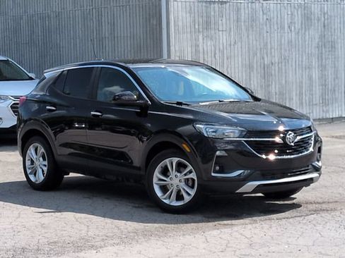Used 2023 Buick Encore GX Preferred w/ Cold Weather Comfort Package FWD image 11
