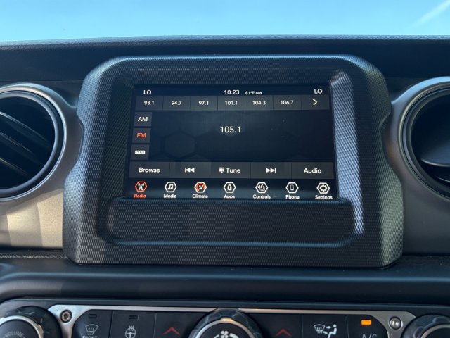 Used 2023 Jeep Wrangler Unlimited Sport AWD/4WD image 28