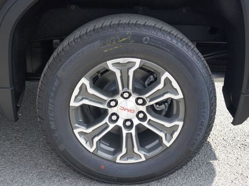 New 2026 GMC Sierra 1500 SLT w/ SLT Convenience Package image 12