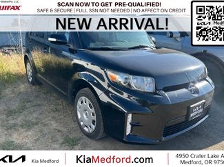 Used 2015 Scion xB FWD video 1
