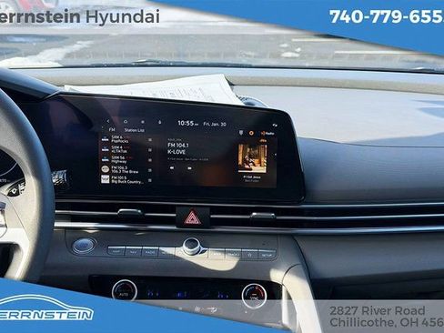 Used 2024 Hyundai Elantra SEL image 9