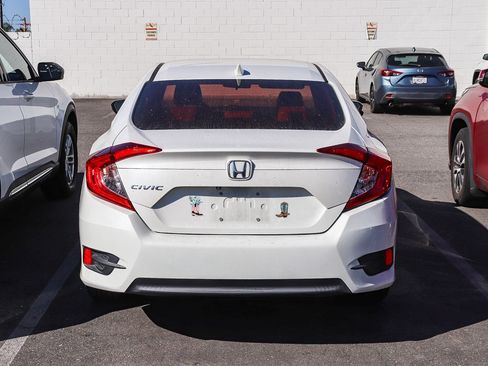 Used 2018 Honda Civic EX image 10
