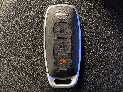 Used 2023 Nissan Kicks S FWD image 32