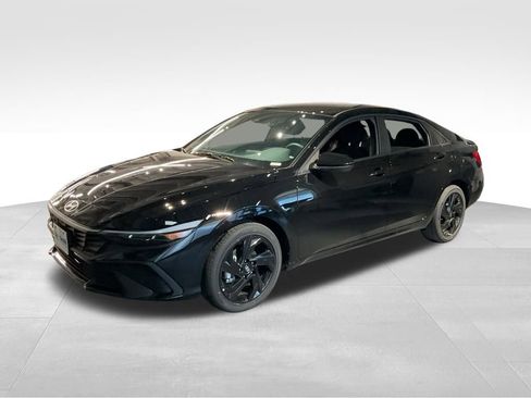 New 2026 Hyundai Elantra Sport FWD image 6