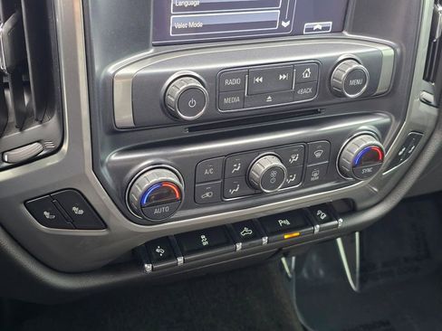 Used 2018 Chevrolet Silverado 1500 LT w/ All Star Edition image 30