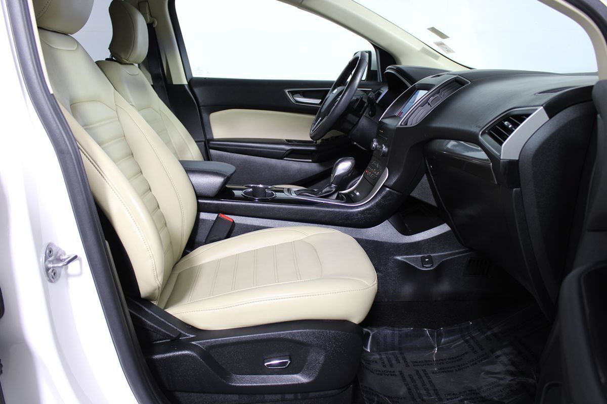 Used 2016 Ford Edge SEL w/ Equipment Group 201A FWD image 25