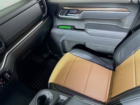 Used 2026 Chevrolet Silverado 1500 LT w/ Safety Package image 21