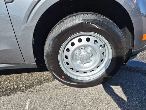 New 2025 Ford Maverick XL image 8