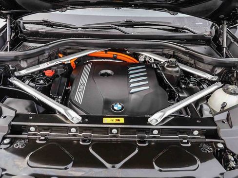 Used 2023 BMW X5 xDrive45e w/ M Sport Package image 28