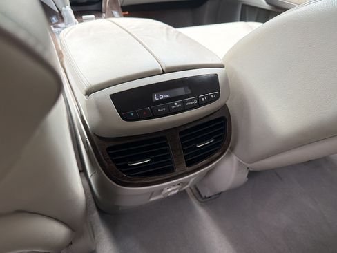 Used 2010 Acura MDX AWD/4WD image 25
