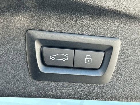 Used 2024 BMW X7 xDrive40i w/ M Sport Package image 20