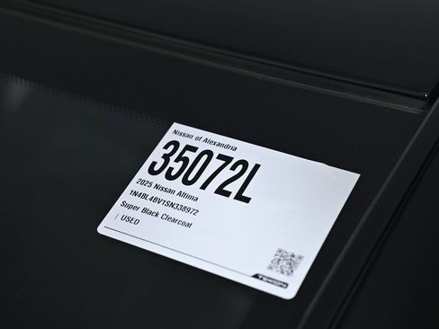 Certified 2025 Nissan Altima 2.5 S FWD image 34
