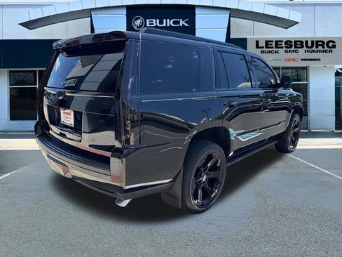 Used 2019 Cadillac Escalade Premium Luxury AWD/4WD image 7