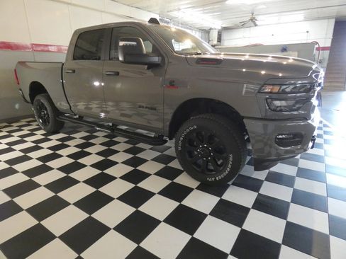 New 2025 RAM 2500 Big Horn image 4