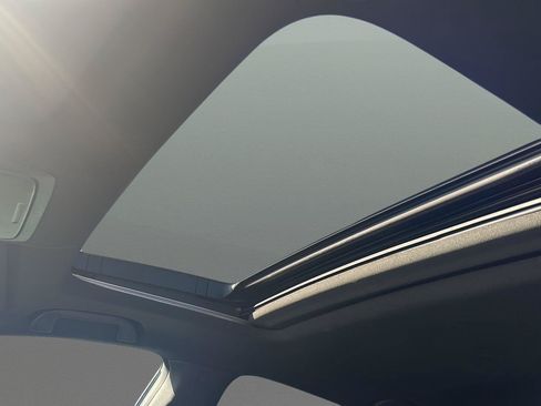 Used 2019 Honda Accord Sport image 14