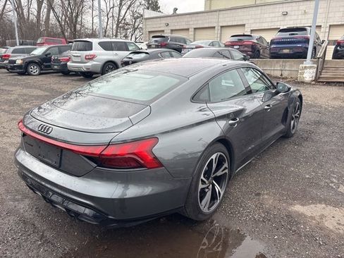 Used 2022 Audi e-tron GT Premium Plus image 5