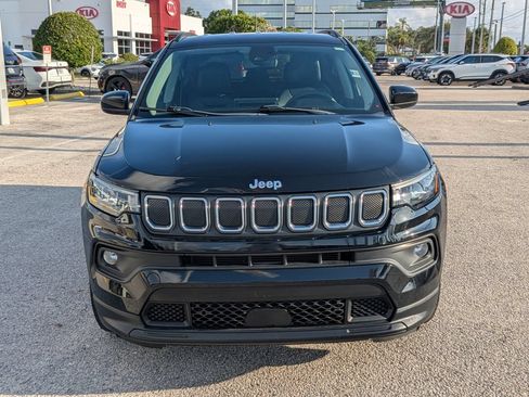 Used 2022 Jeep Compass Latitude FWD image 6