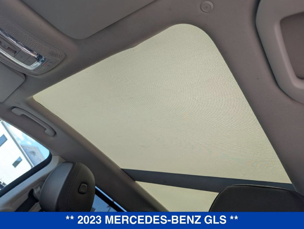 Used 2023 Mercedes-Benz GLS 450 4MATIC image 17