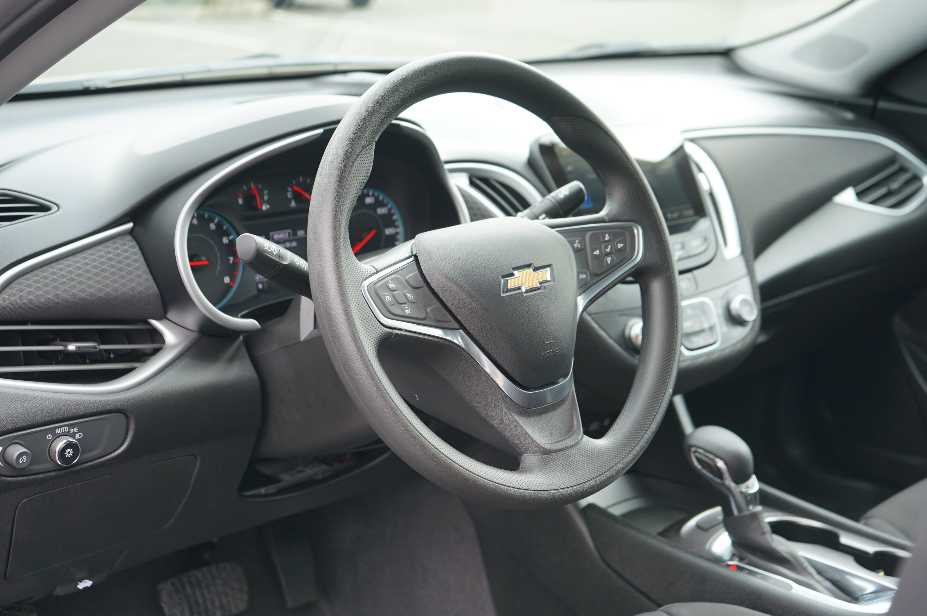 Used 2022 Chevrolet Malibu LS w/ LPO, Floor Liner Package FWD image 13