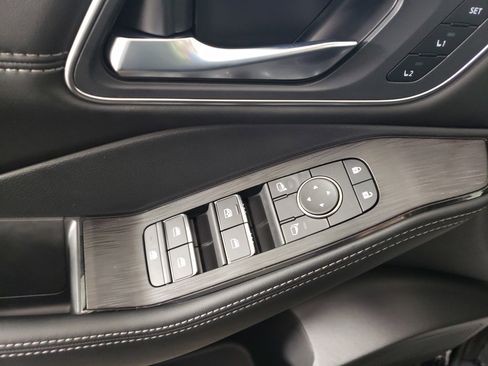 New 2026 Nissan Rogue Platinum image 9