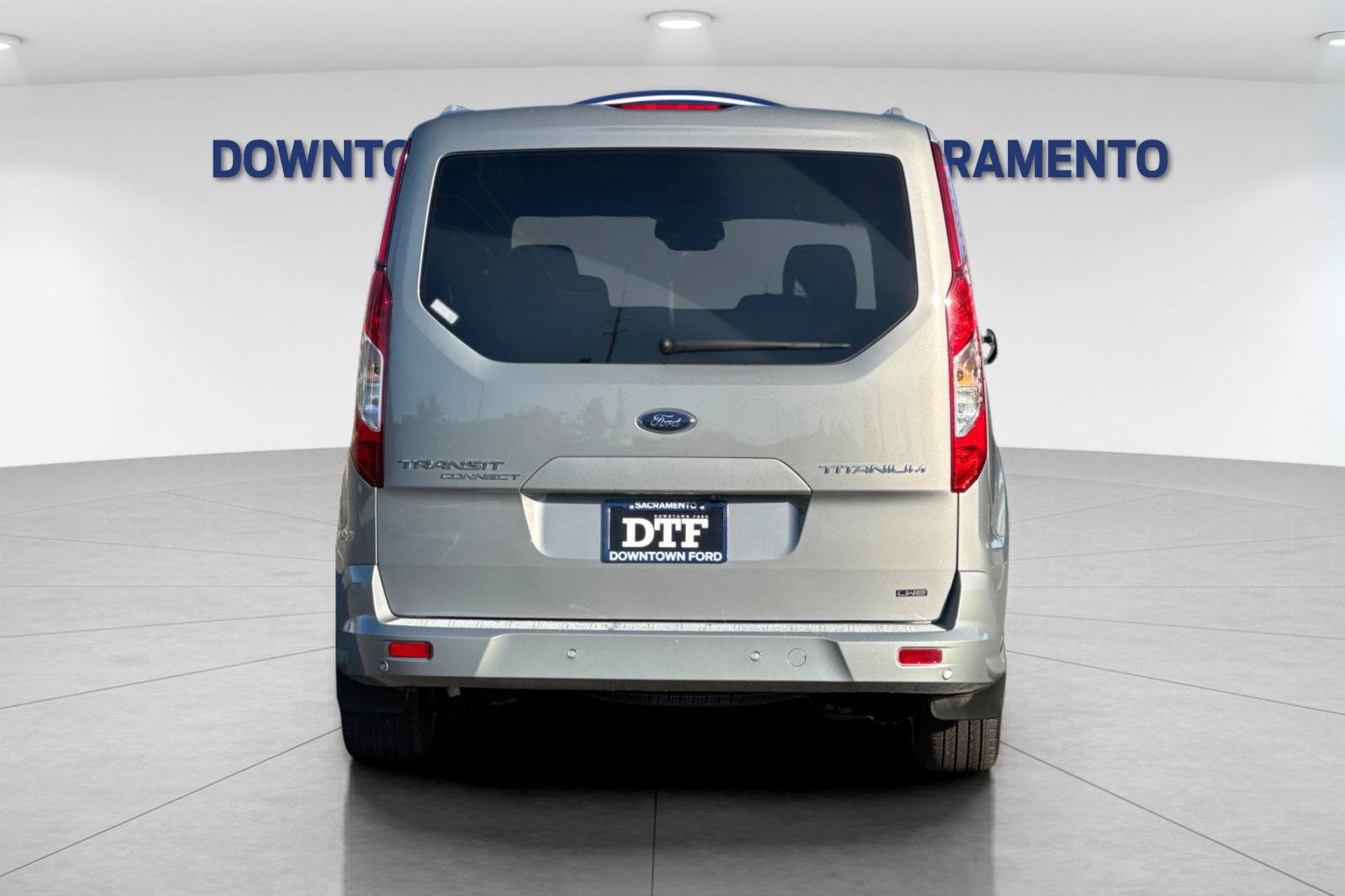 Used 2023 Ford Transit Connect Titanium FWD image 6