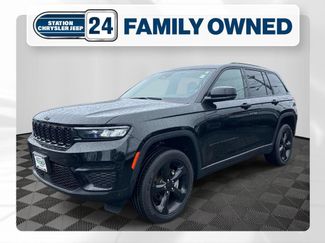 Used 2023 Jeep Grand Cherokee Altitude AWD/4WD 360° Tour