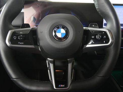 Used 2025 BMW 530i w/ M Sport Package RWD image 18