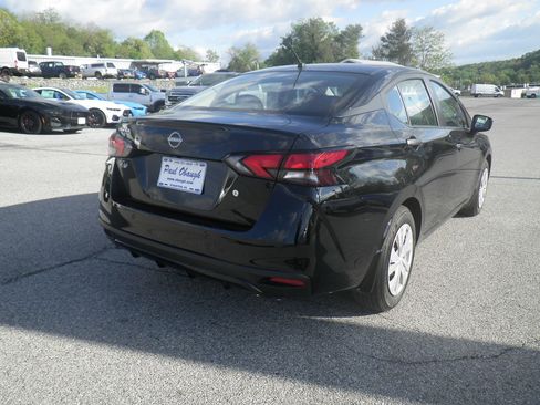 Used 2024 Nissan Versa S w/ Trunk Package FWD image 5