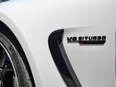 Used 2025 Mercedes-Benz AMG GT 63 S image 8