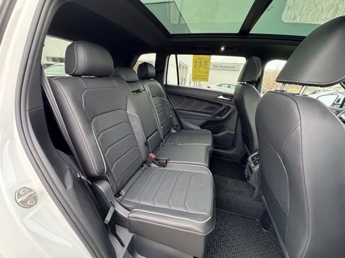 Certified 2023 Volkswagen Tiguan SEL R-Line image 24