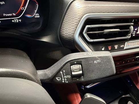 Used 2024 BMW X4 M40i AWD/4WD image 35