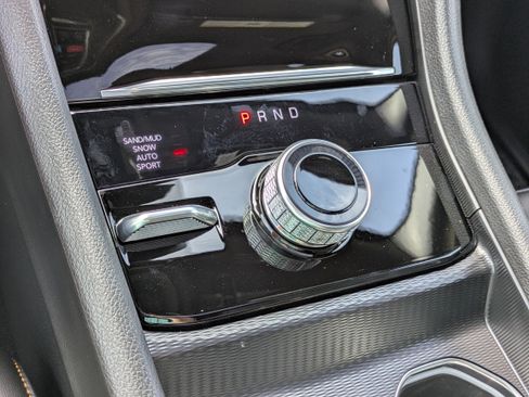 New 2026 Jeep Grand Cherokee L Limited AWD/4WD image 16