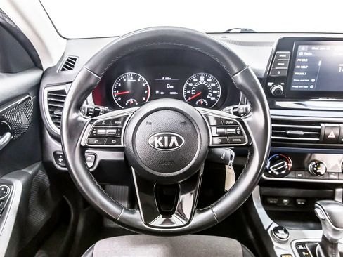 Used 2021 Kia Seltos S AWD/4WD image 21