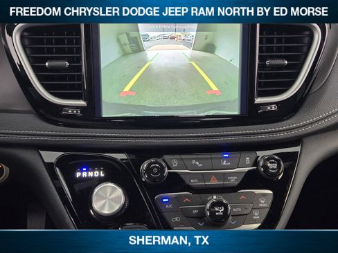 New 2026 Chrysler Pacifica Select w/ S Appearance Package image 12