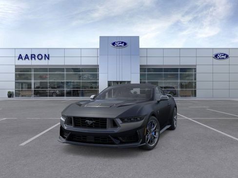 New 2025 Ford Mustang Dark Horse image 3