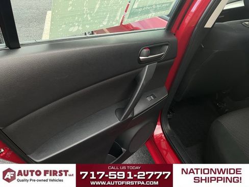 Used 2013 MAZDA MAZDA3 i Touring FWD image 9