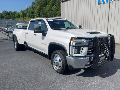 Used 2021 Chevrolet Silverado 3500 LTZ w/ LTZ Convenience Package AWD/4WD image 4
